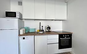 Apartamento Muito Central - 300 Metros Da Praia